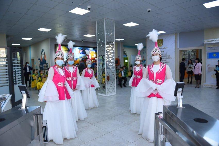 АҚСЕЛЕУ СЕЙДІМБЕКТІҢ 80 ЖЫЛДЫҚ МЕРЕЙТОЙЫ АТАП ӨТІЛДІ — «Ońtústik» телеарнасының ресми сайты (shymkenttv.kz)